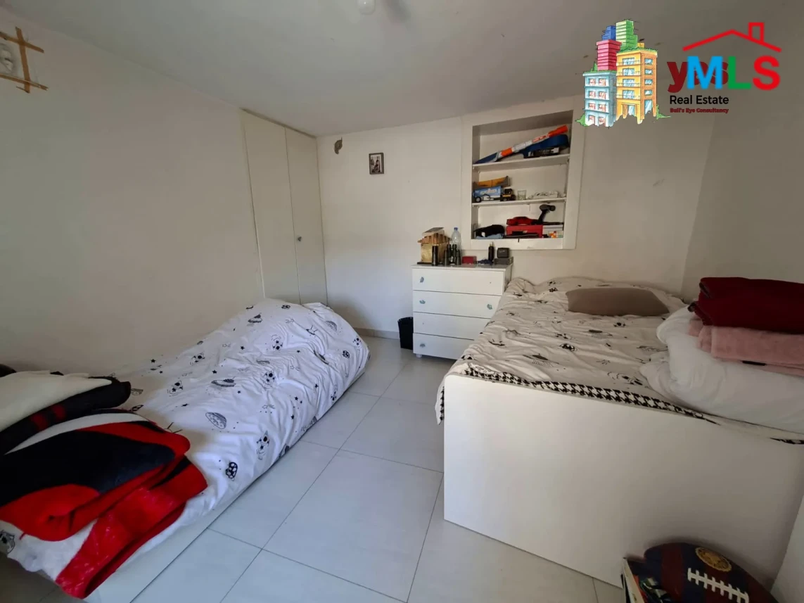 Kleiaat 120m2 | Terrace/Garden | Furnished | Duplex | KH/EW |