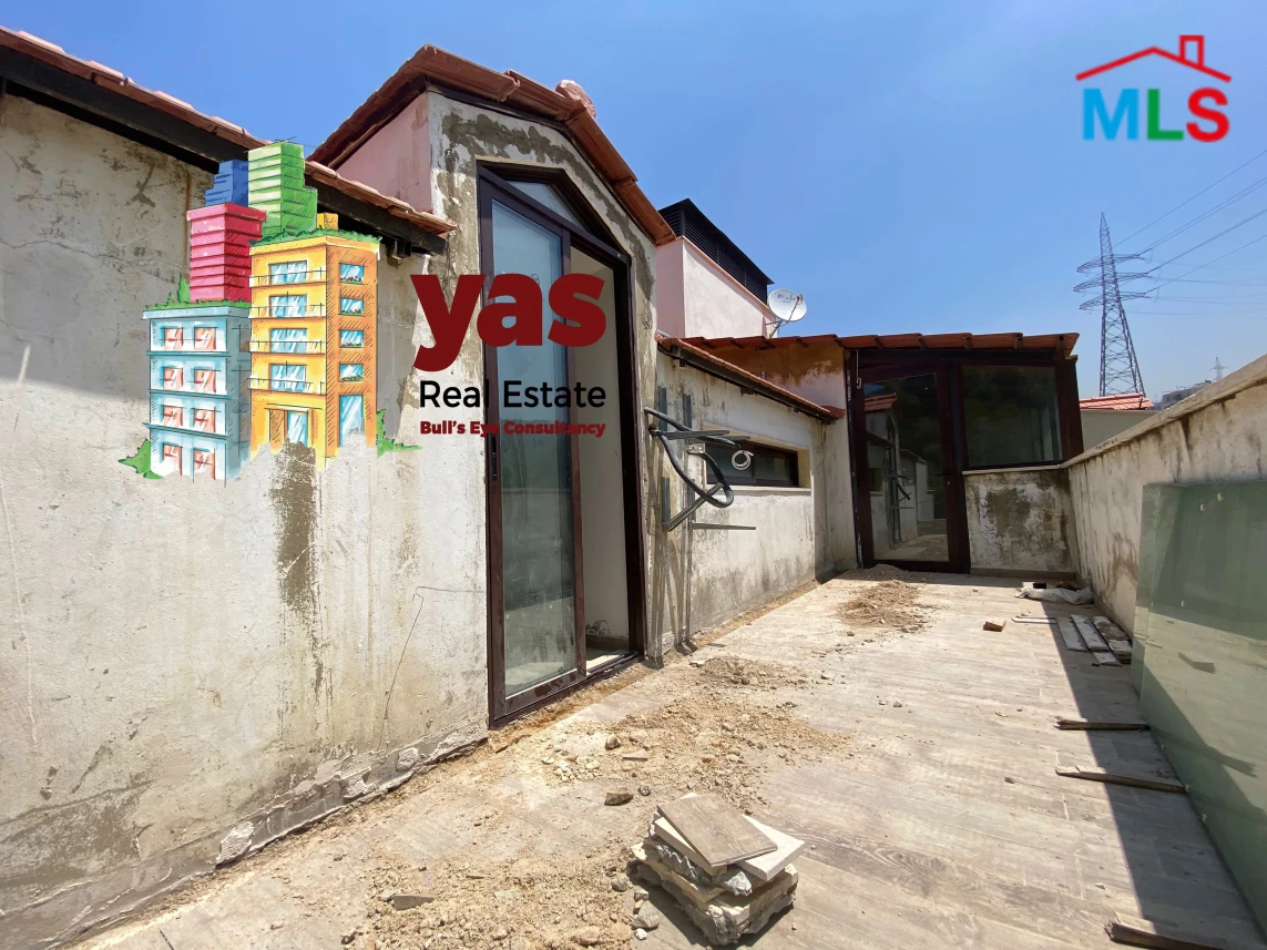 Bsalim 260m2 | Rooftop | Prime Location | Private Street | PED
