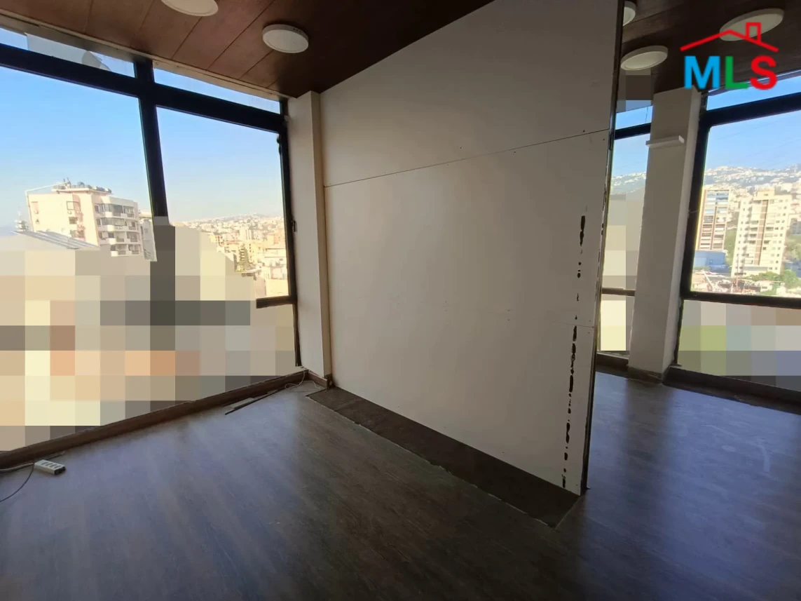 Baouchrieh 37m2 | Office | Rent | Prime Location | Catch | AA
