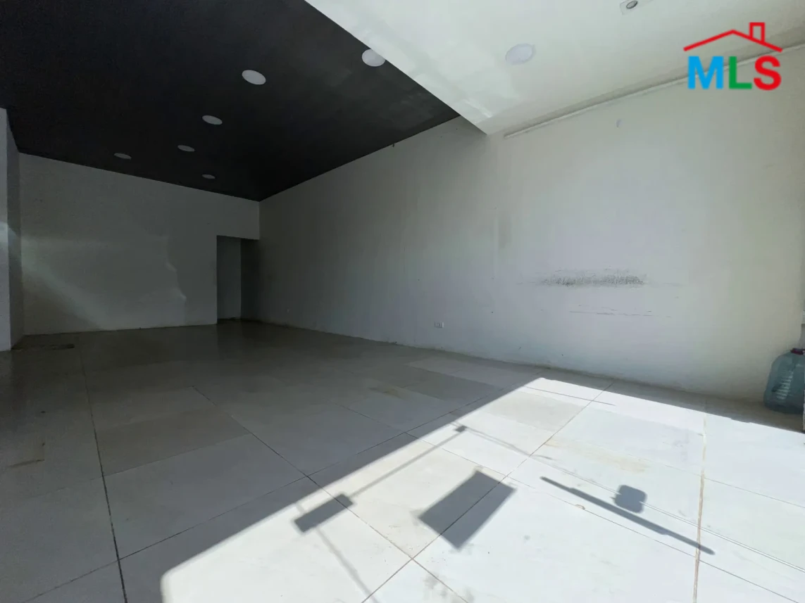 Zouk Mosbeh 60m2 | Shop | Rent | Active Street | New | RH