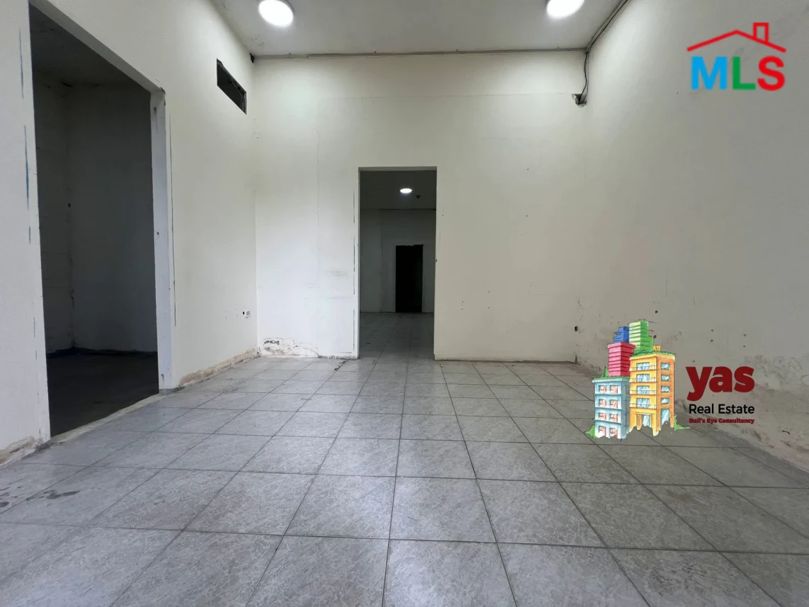 Zouk Mosbeh 140m2 | Shop For Rent | Active Street | Accessible |RH/MCH