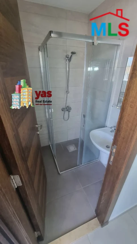 Achrafieh 120m2 | Luxurious Building | Furnished | Long Term | WI |