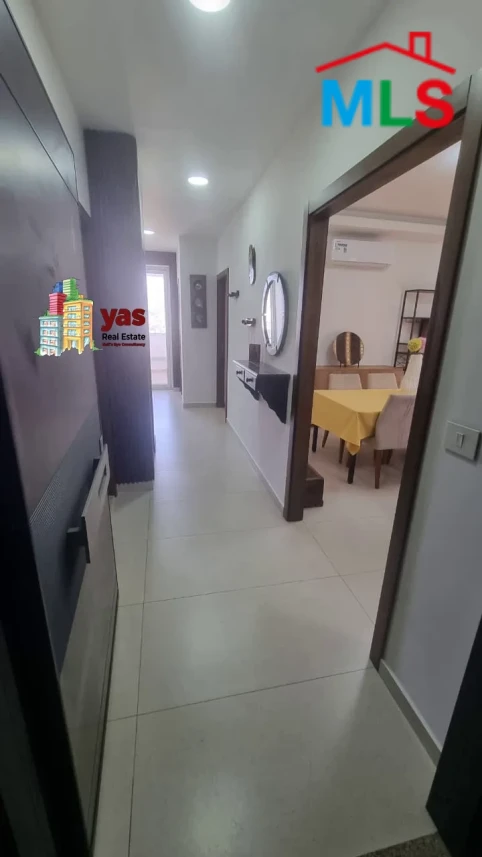 Achrafieh 120m2 | Luxurious Building | Furnished | Long Term | WI |