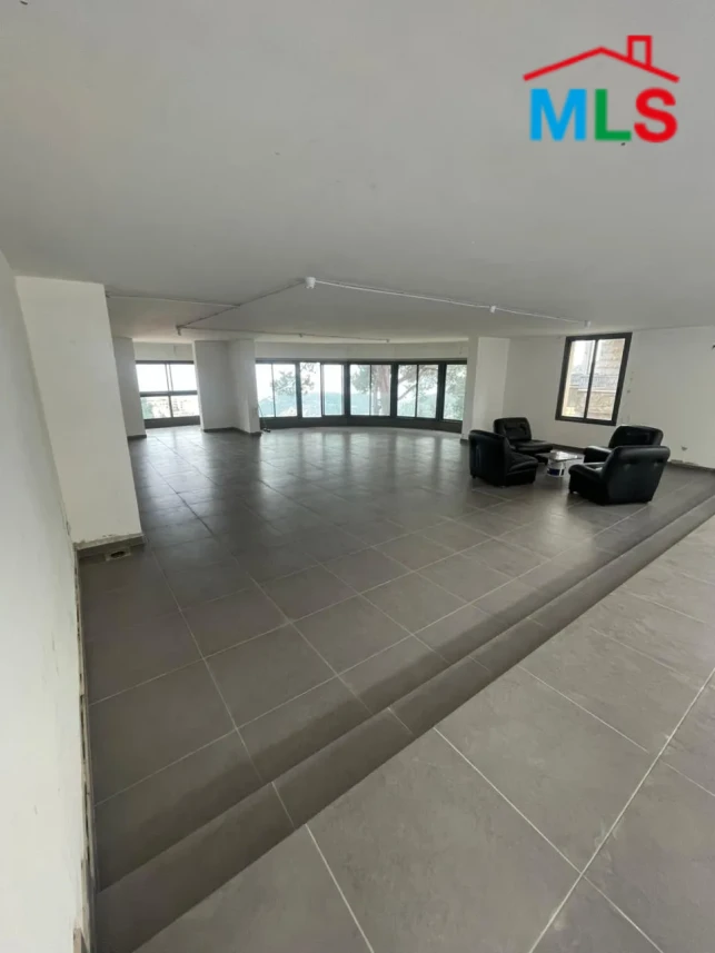 Broumana 248m2 | 162m2 Mezzanine | Rent | Main Street | TCH