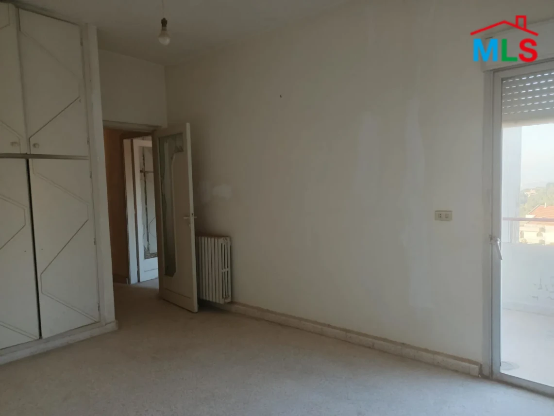 Ajaltoun 260m2 | Mountain View | Quiet Street | Generous Flat | TO/EH