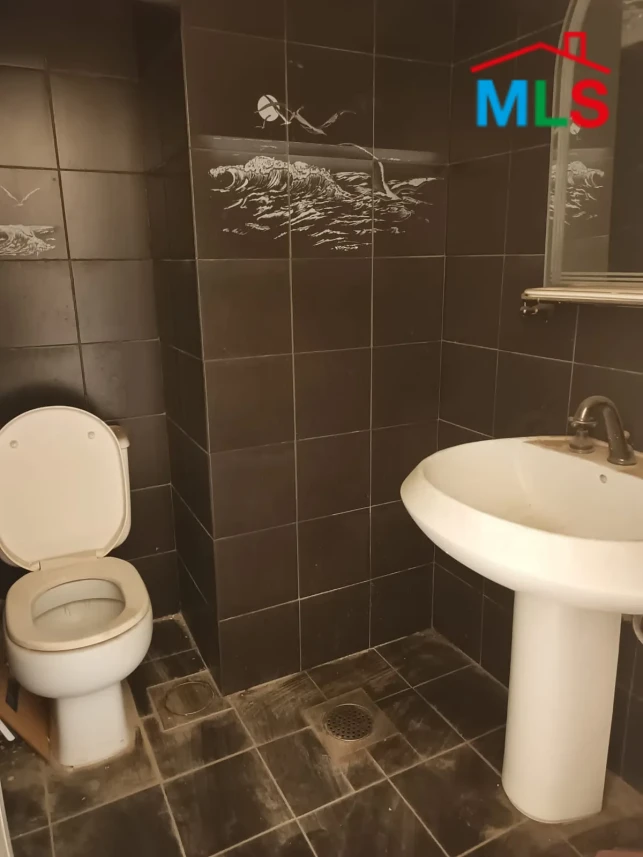 Ajaltoun 260m2 | Mountain View | Quiet Street | Generous Flat | TO/EH
