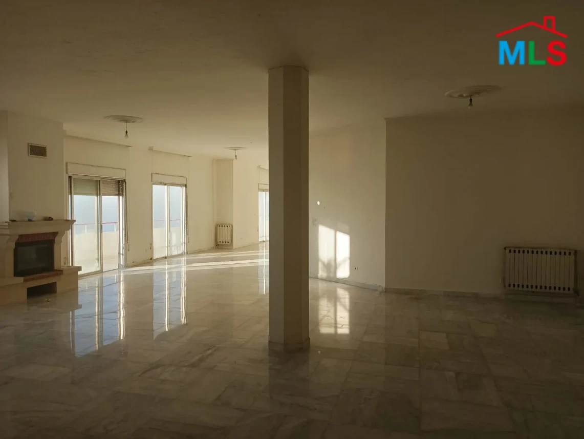 Ajaltoun 260m2 | Mountain View | Quiet Street | Generous Flat | TO/EH