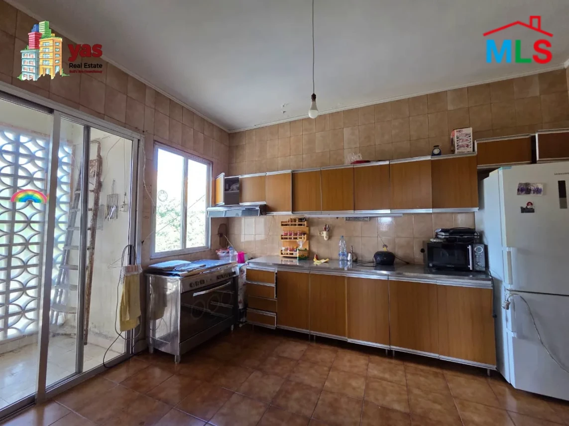 Ajaltoun 260m2 | Mountain View | Quiet Street | Generous Flat | TO/EH