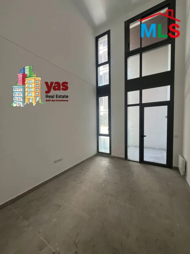 Achrafieh 176m2 | New Building | Calm Street | Prime Location | OH