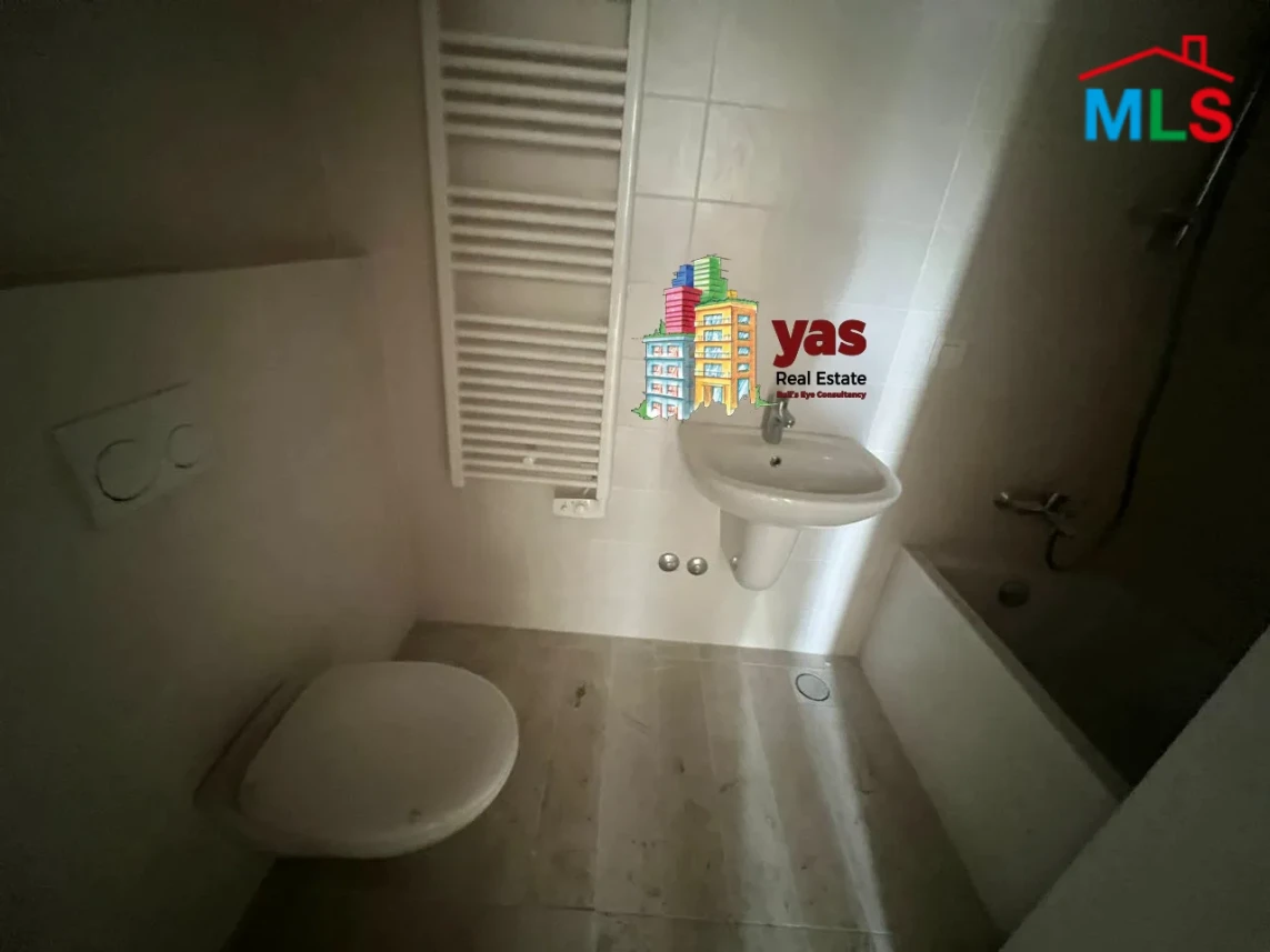 Achrafieh 176m2 | New Building | Calm Street | Prime Location | OH