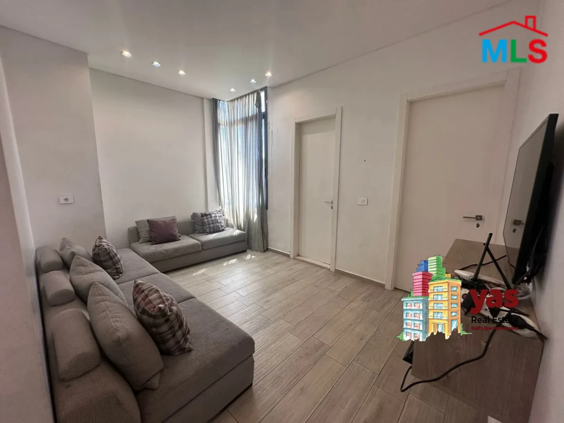 Furn El Chebbek 365m2 | Duplex | Terrace | Mint Condition | OH
