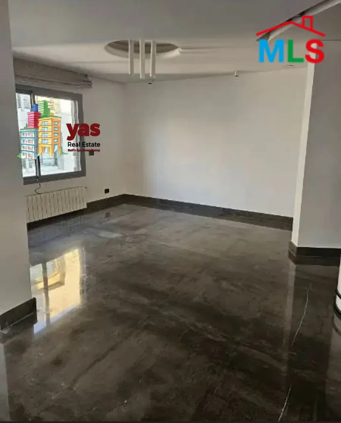 Achrafieh/Rizk 215m2 | Semi Furnished | Jacuzzi | Prime Location | OH
