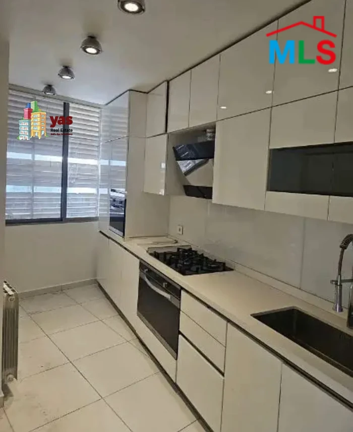 Achrafieh/Rizk 215m2 | Semi Furnished | Jacuzzi | Prime Location | OH