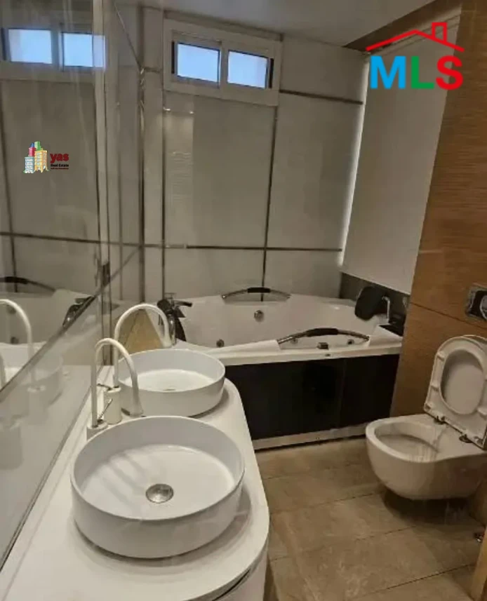 Achrafieh/Rizk 215m2 | Semi Furnished | Jacuzzi | Prime Location | OH