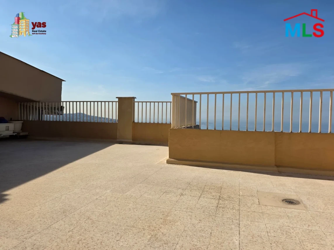 Ballouneh 160m2 | 120m2 Terrace |Decorated | Quiet Street | Catch | TO