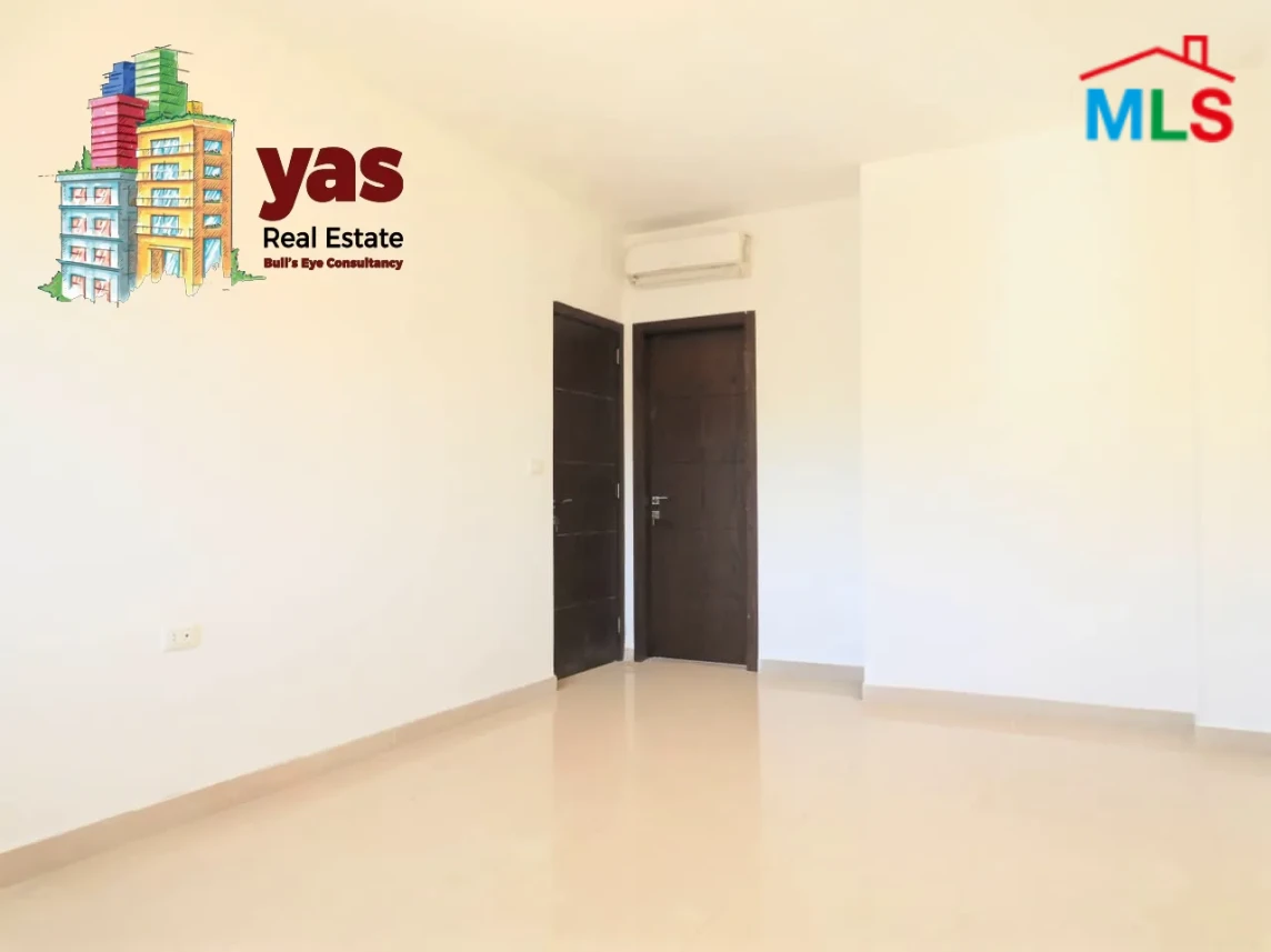 Mar Elias 200m2 | New Flat | High Floor | Private Street | RM