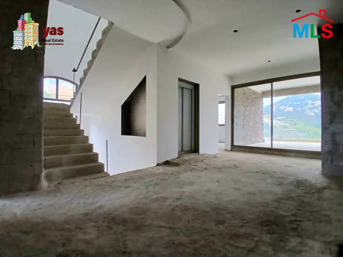Fatqa 1240m2 | 835m2 Gard | Villa | Core & Shell | Panoramic view | IV