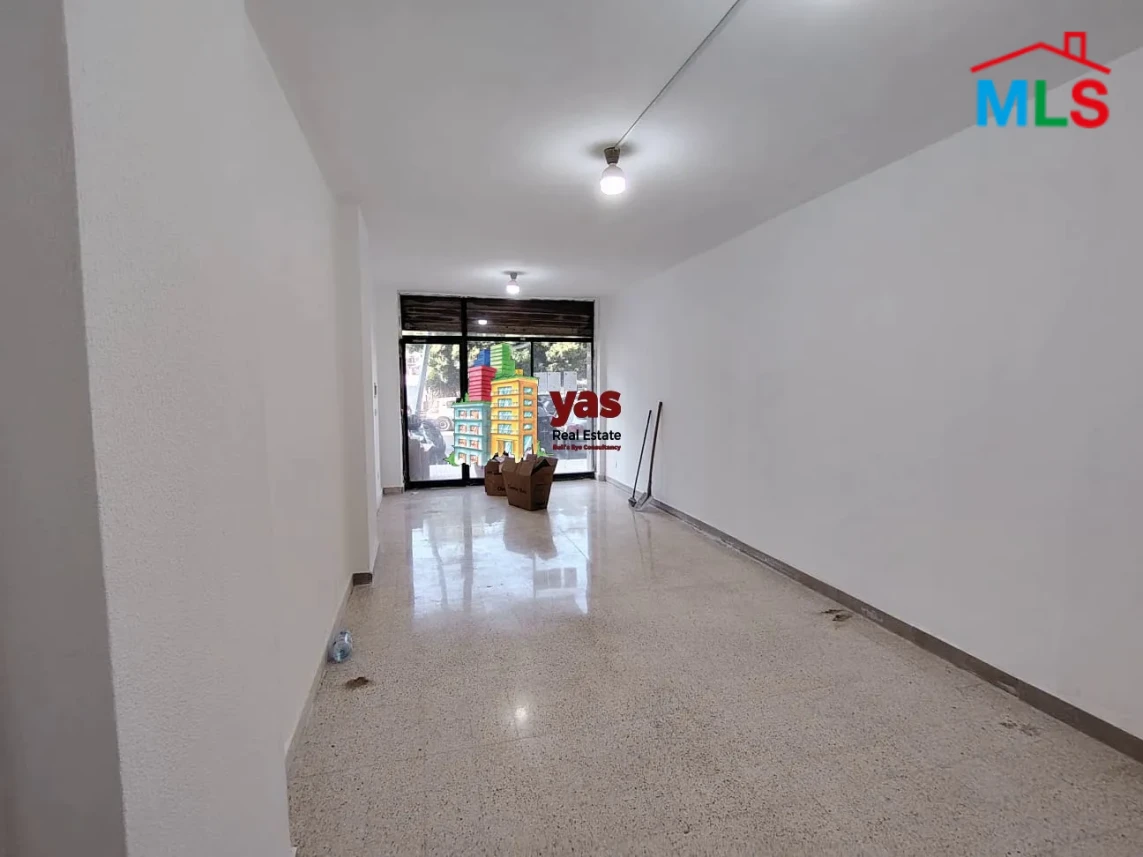Baouchrieh 150m2 | 4 Floors Shop | Easy Access | Prime Location | AA