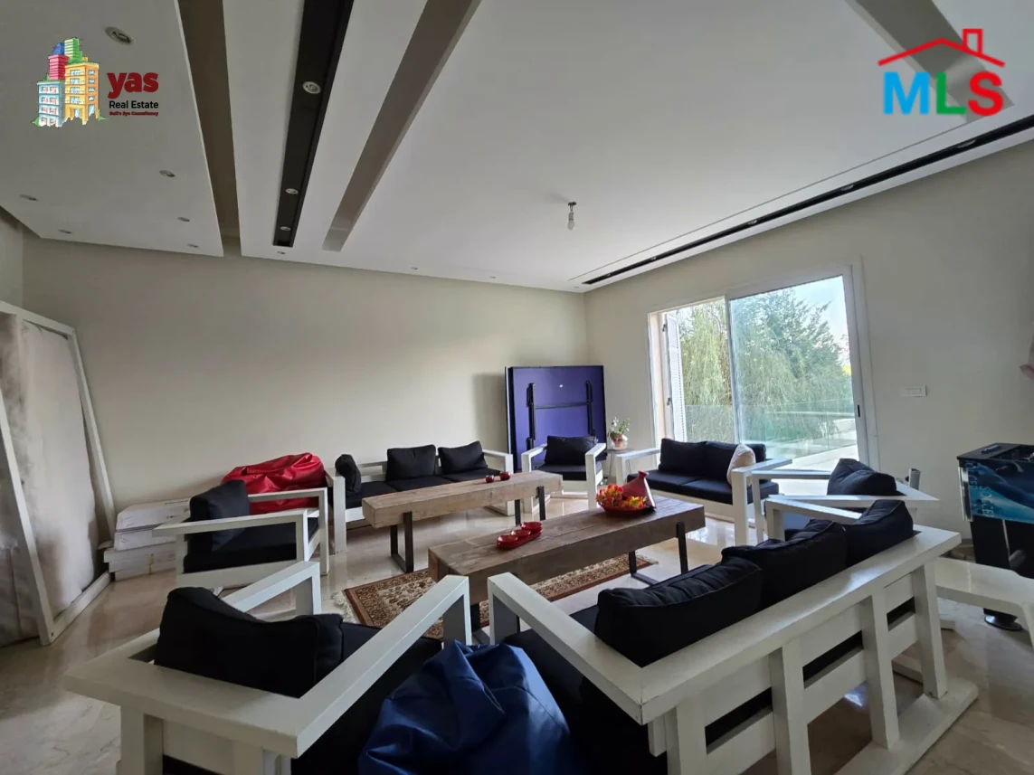 Kleiaat 500m2 | 1100m2 Land | Furnished Villa | Prime Location | DA