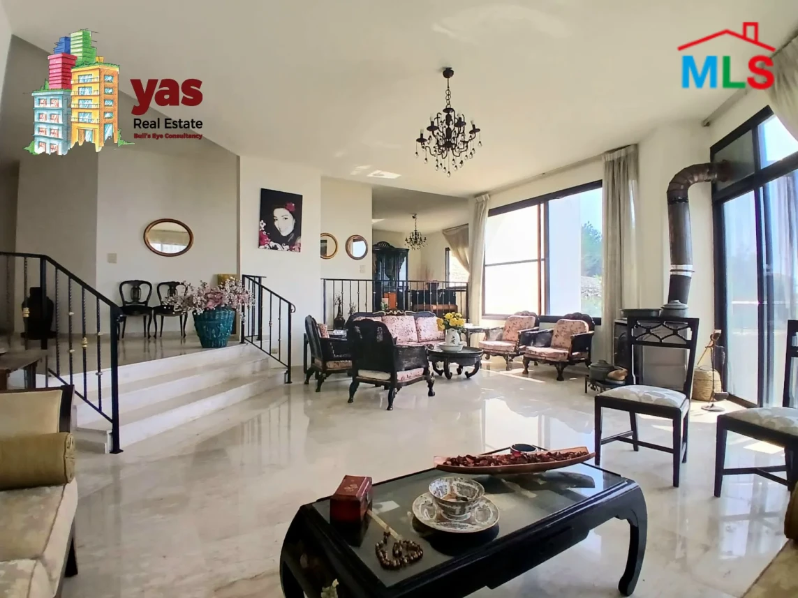 Fatqa 275m2 | Furnished Flat | Prime Location | Mountian View | IV