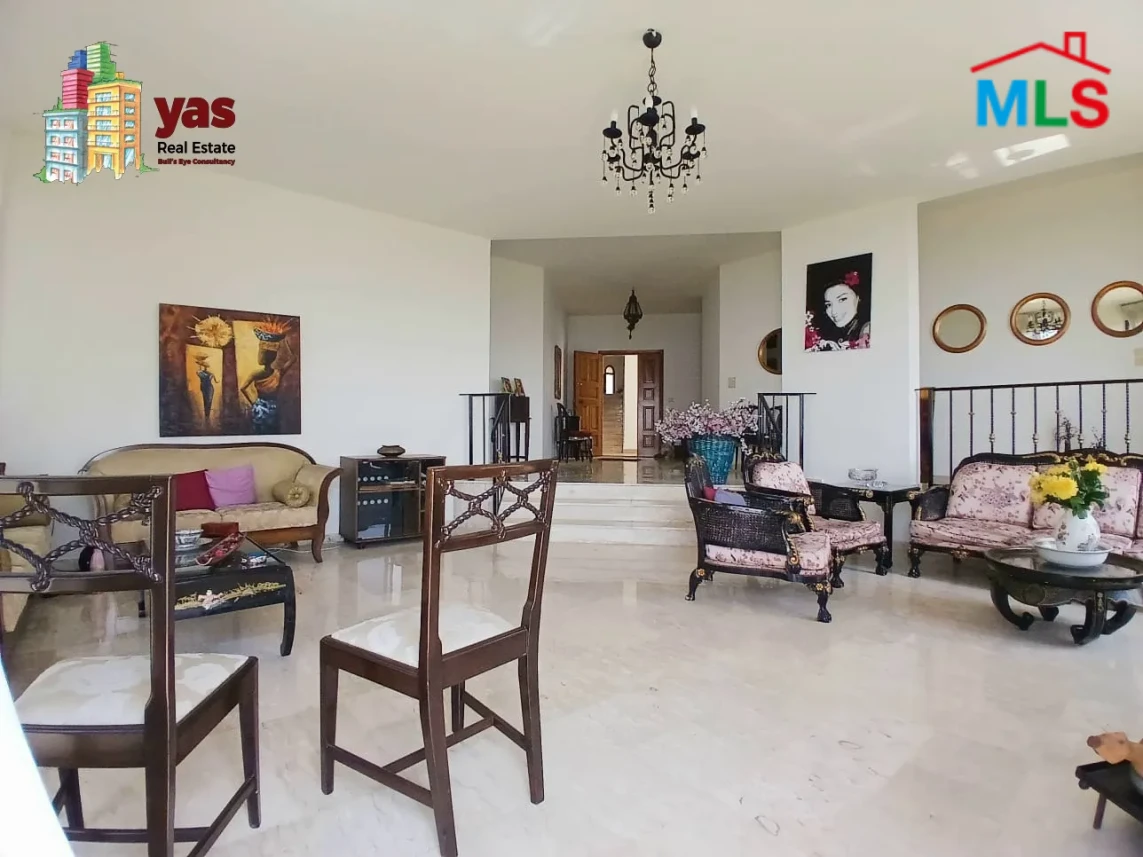 Fatqa 275m2 | Furnished Flat | Prime Location | Mountian View | IV