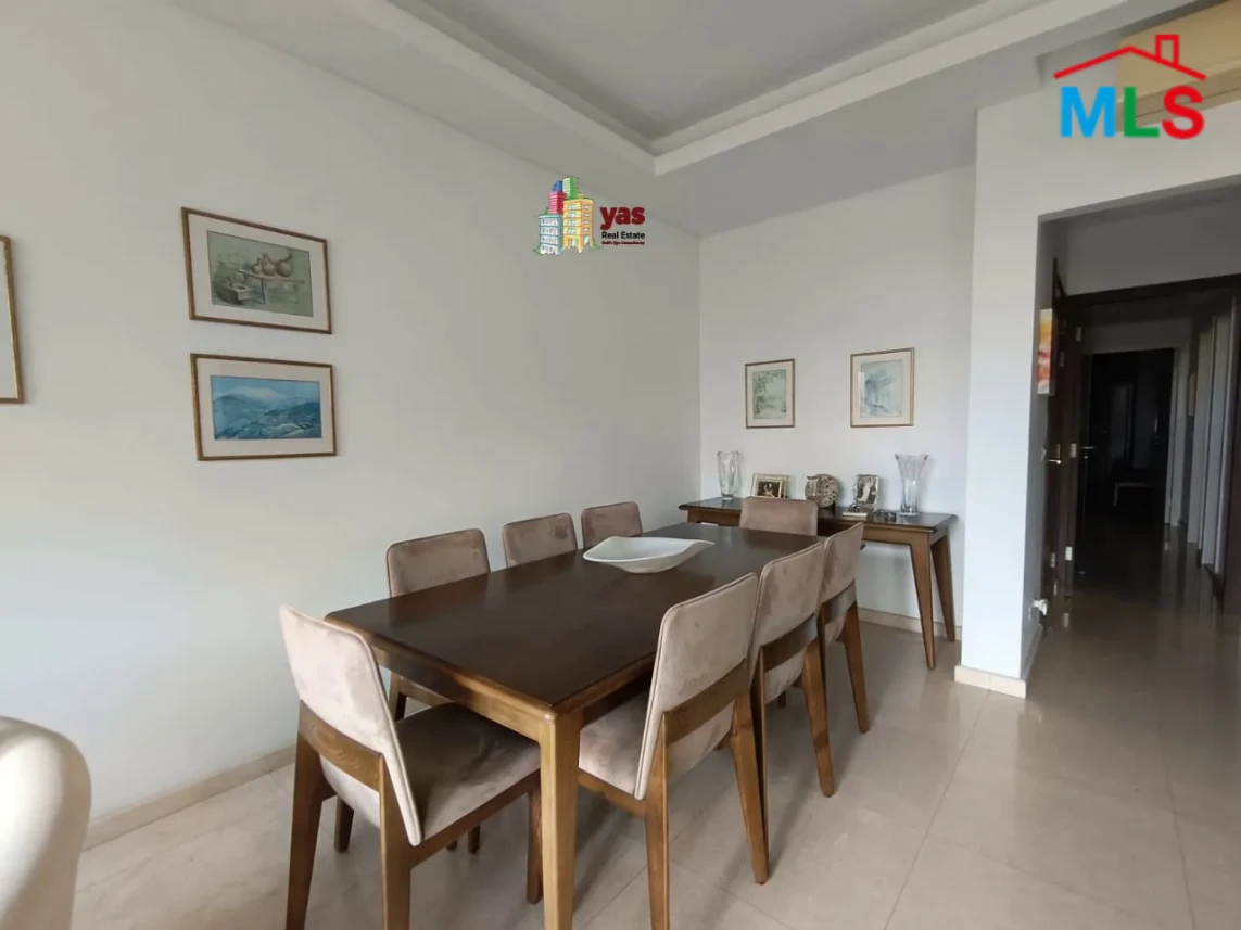 Ain El Mrayseh 110m2 | Excellent Condition | Dead-End Street | AA