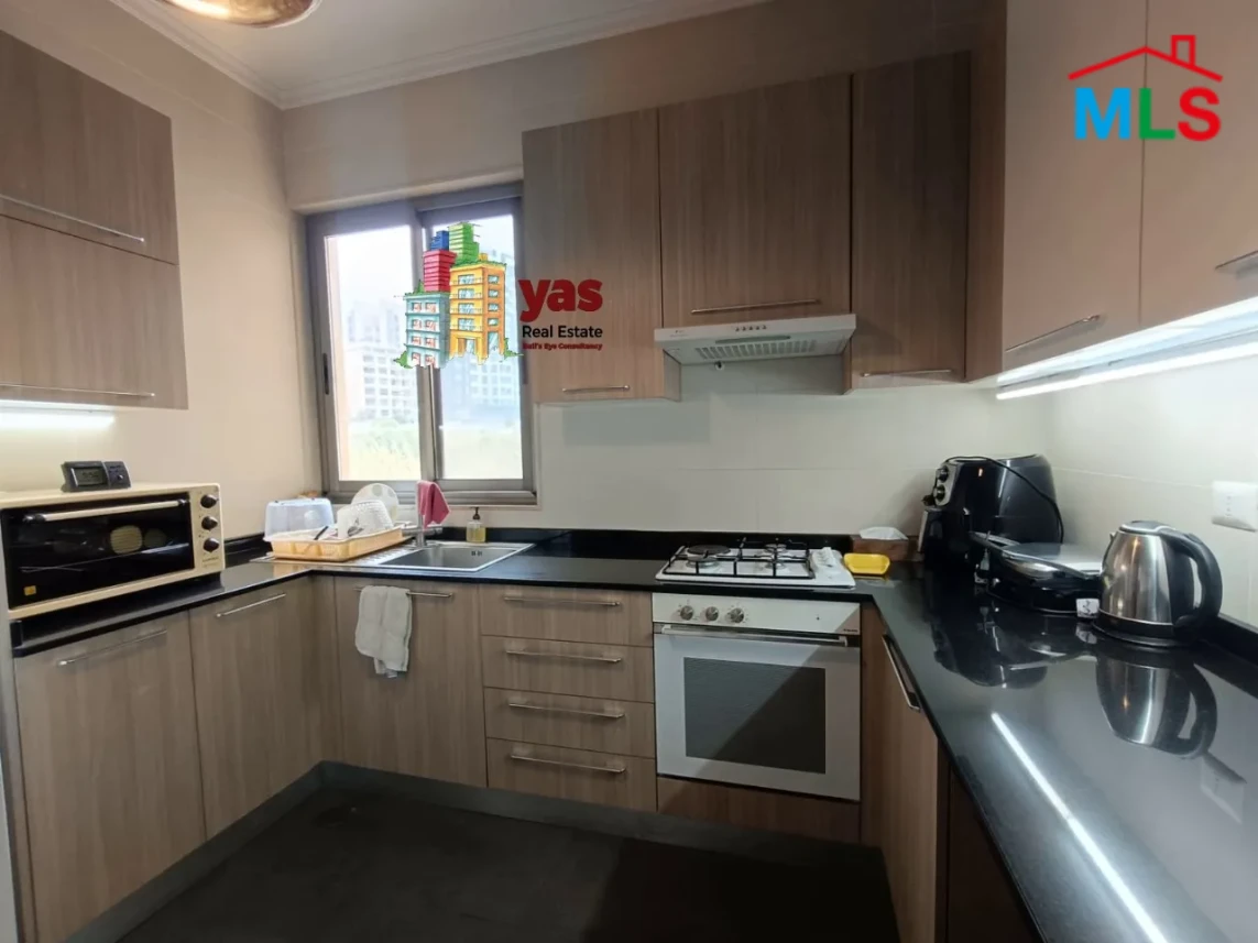 Ain El Mrayseh 110m2 | Excellent Condition | Dead-End Street | AA