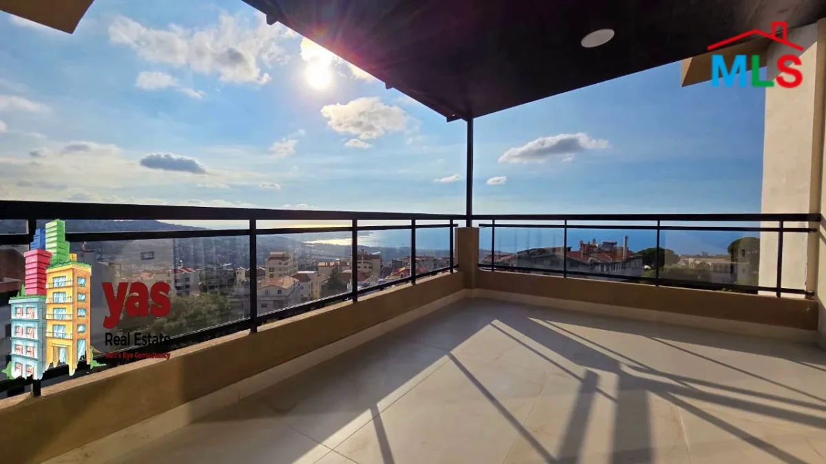 Ballouneh 200m2 | Designer’s Signature | Furnished |Panoramic View |TO