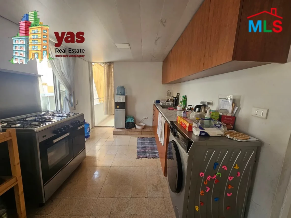 Achrafieh 156m2 | 55m2 Terrace | Duplex | Prime Location | Catch | OH