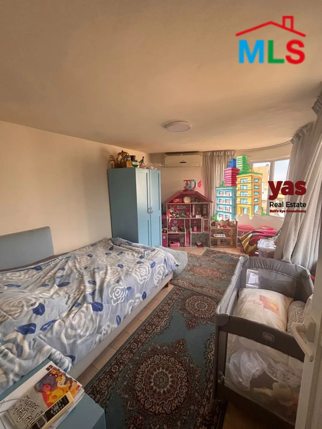 Achrafieh 156m2 | 55m2 Terrace | Duplex | Prime Location | Catch | OH