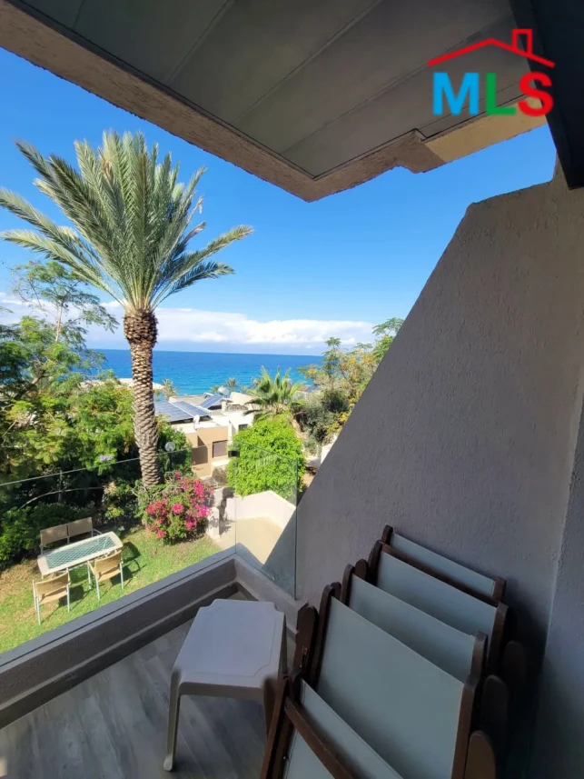 Halat 50m2 | 50m2 Terrace | Furnished | Decorated | Sea View | OH