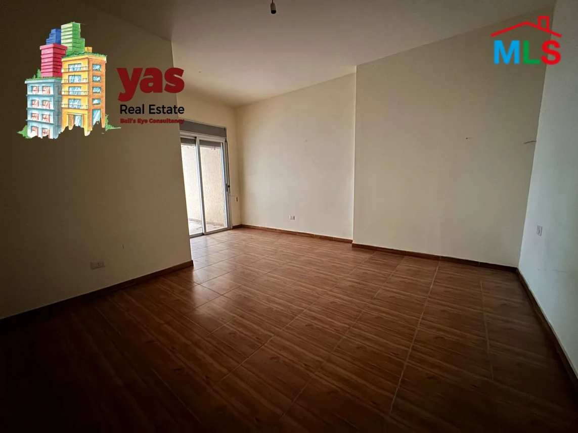 Zouk Mosbeh 130m2 | 40m2 Garden | Dead End Street | EL
