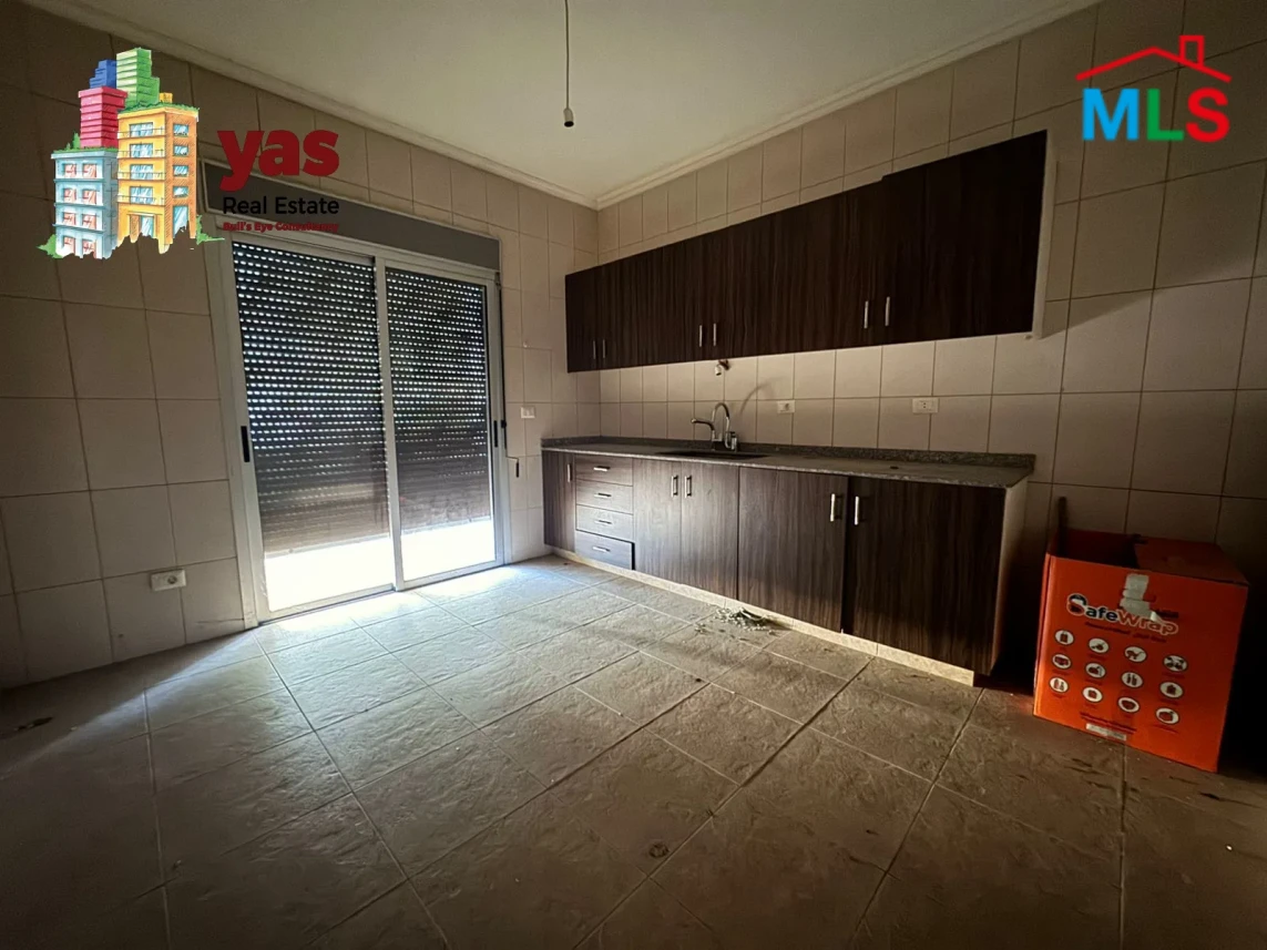 Zouk Mosbeh 130m2 | 40m2 Garden | Dead End Street | EL