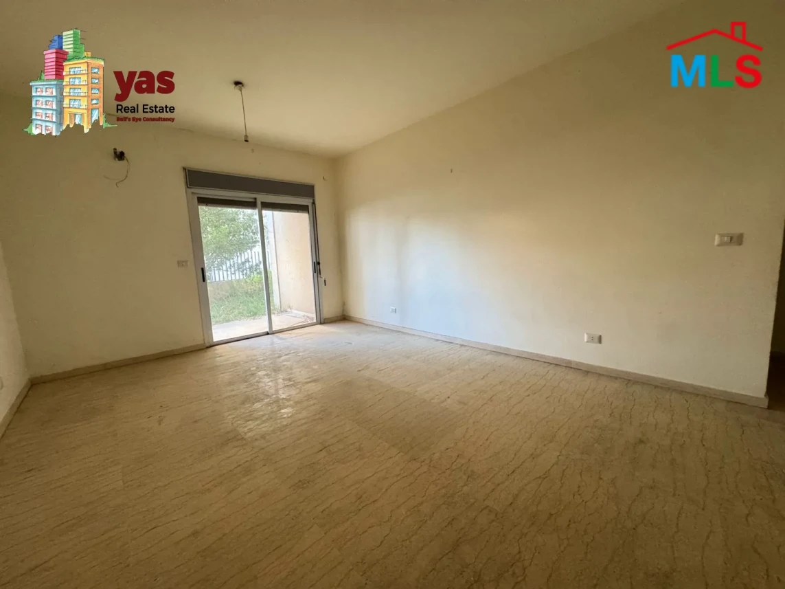 Zouk Mosbeh 130m2 | 40m2 Garden | Dead End Street | EL