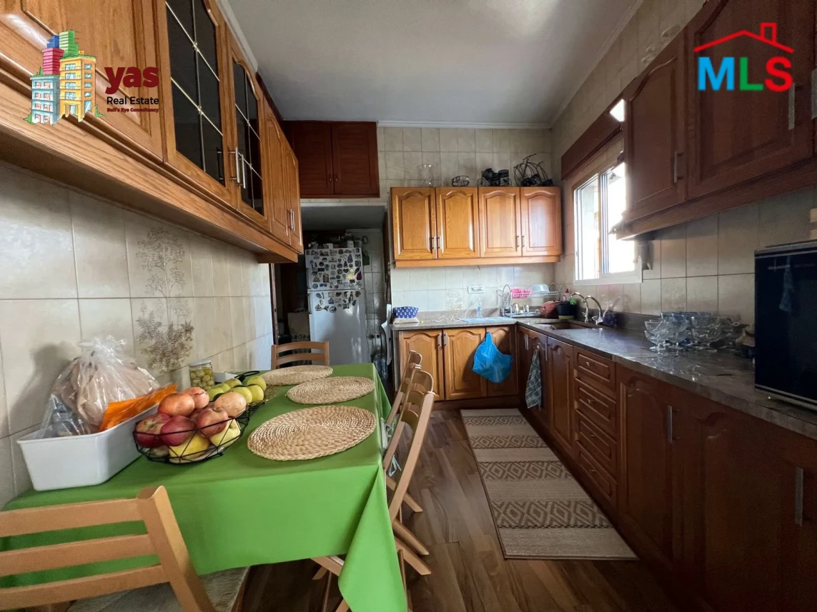 Kaslik 120m2 | Well Maintained | Classical | Prime Location | EH