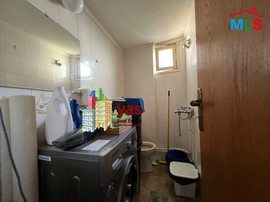 Kaslik 120m2 | Well Maintained | Classical | Prime Location | EH