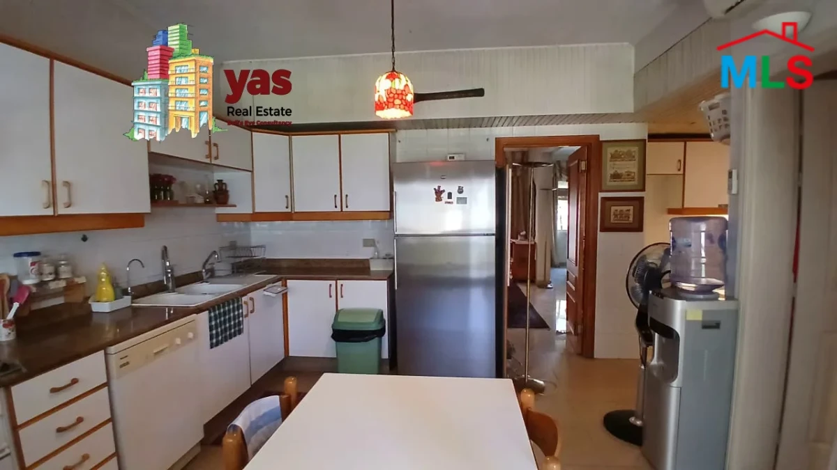 Ras Beirut 280m2 | Full Floor | Lebanese Style | Prime Location | OH