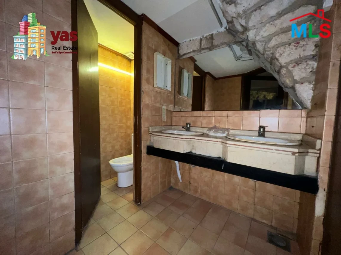 Maameltein 300m2 | NIghtclub | Active Street | Rental Investment | EH
