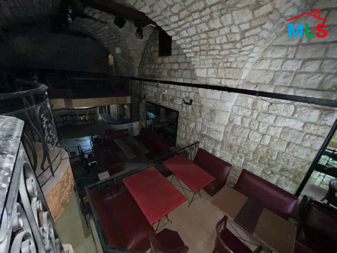 Maameltein 300m2 | NIghtclub | Active Street | Rental Investment | EH