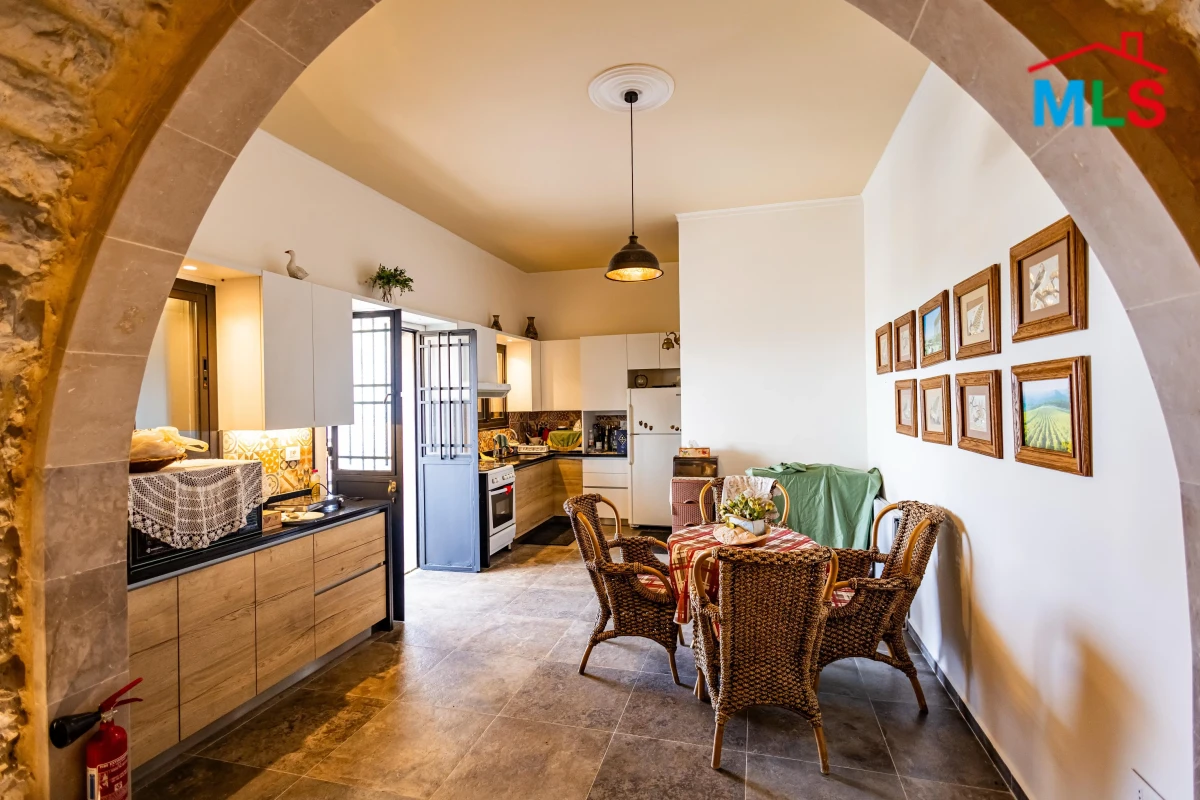 Achkout 1980m2 | 2 Chalets & Stone Volt House | 40/120 | TYT