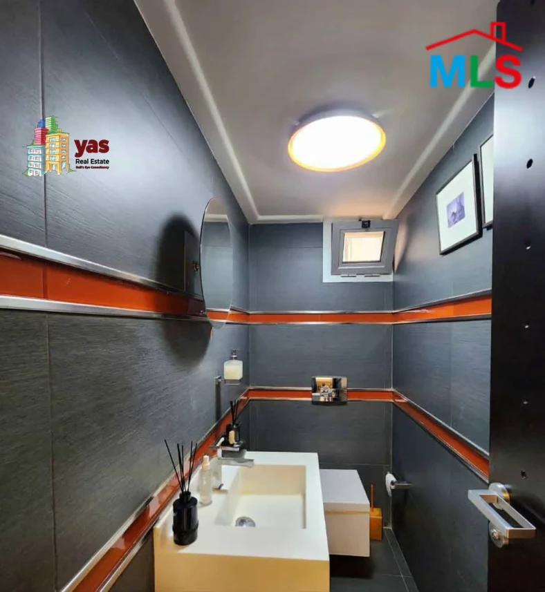 Achrafieh 132m2 | Furnished | Prime Location | Common Area | OH