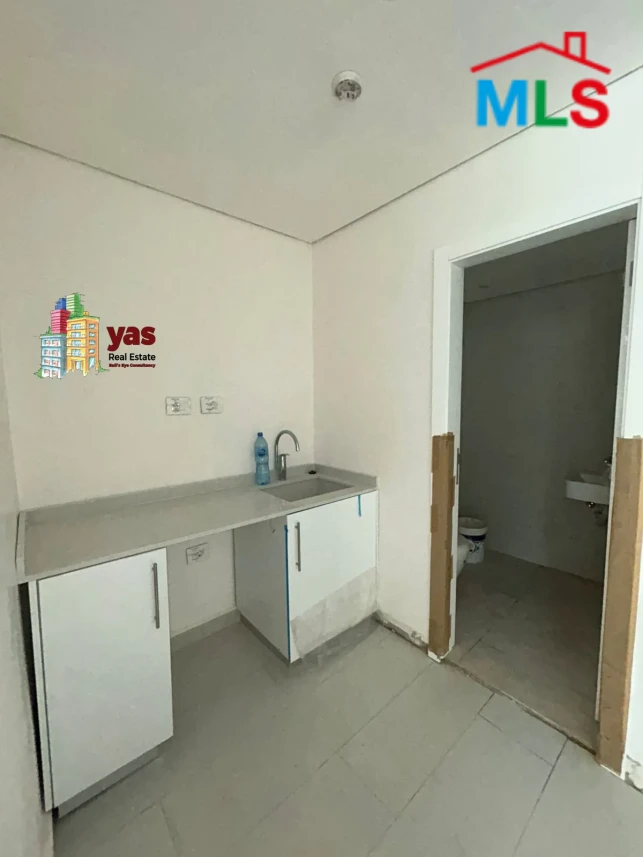 Dekwaneh 75m2 | Office | Prime Location | PA