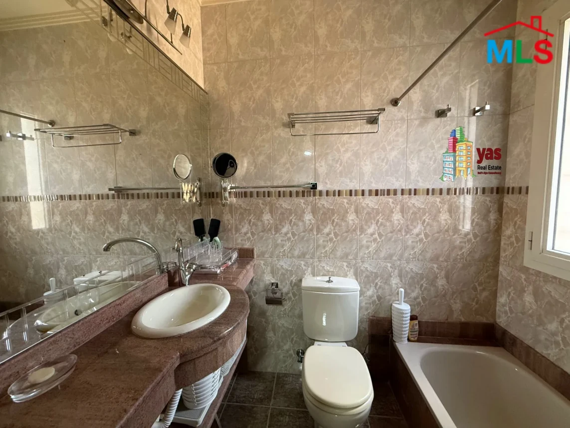 Ballouneh 200m2 | 50m2 Garden | Furnished | Upgraded | View | Catch|BG