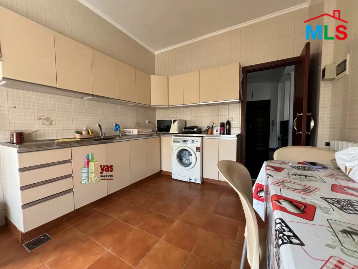Haret Sakher 180m2 | Well Maintained | Prime Location | EH/YV
