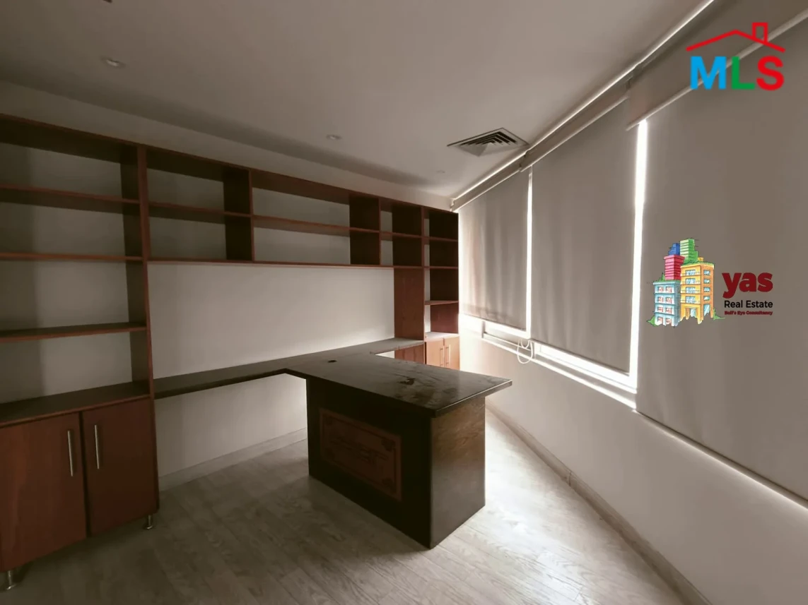 Mansourieh 315m2 | Office | Spacious | Prime Location | AA/BA