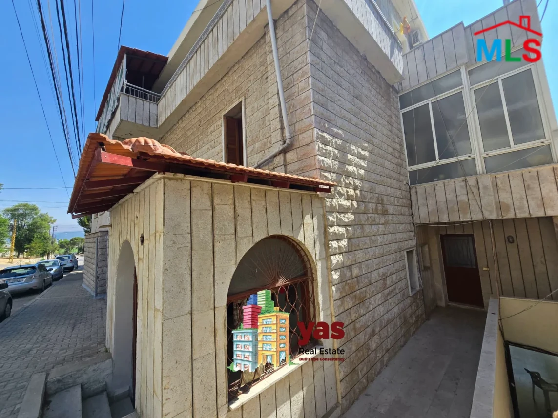 Kleiaat 873m2 | 500m2 Garden | whole Building | Furnished | view | DA