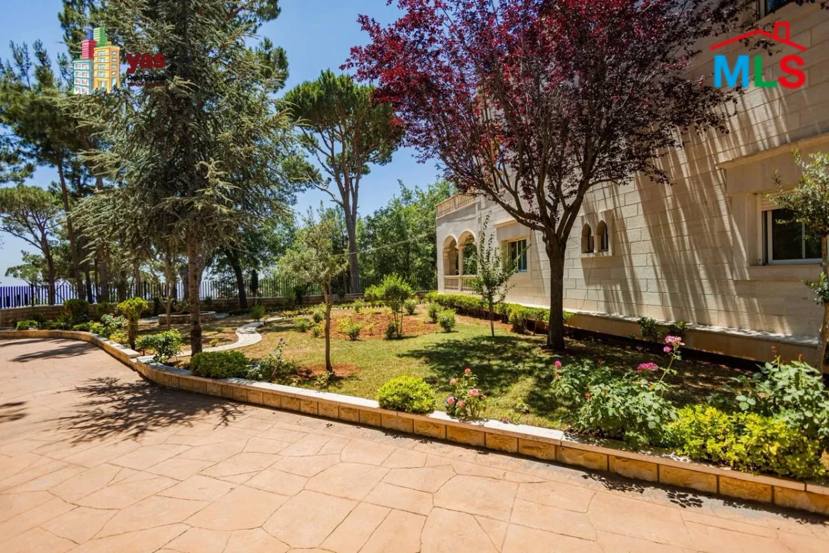 Bhersaf 1600m2 | Villa | 5000m2 Land | New | PRIVATE STREET | GA