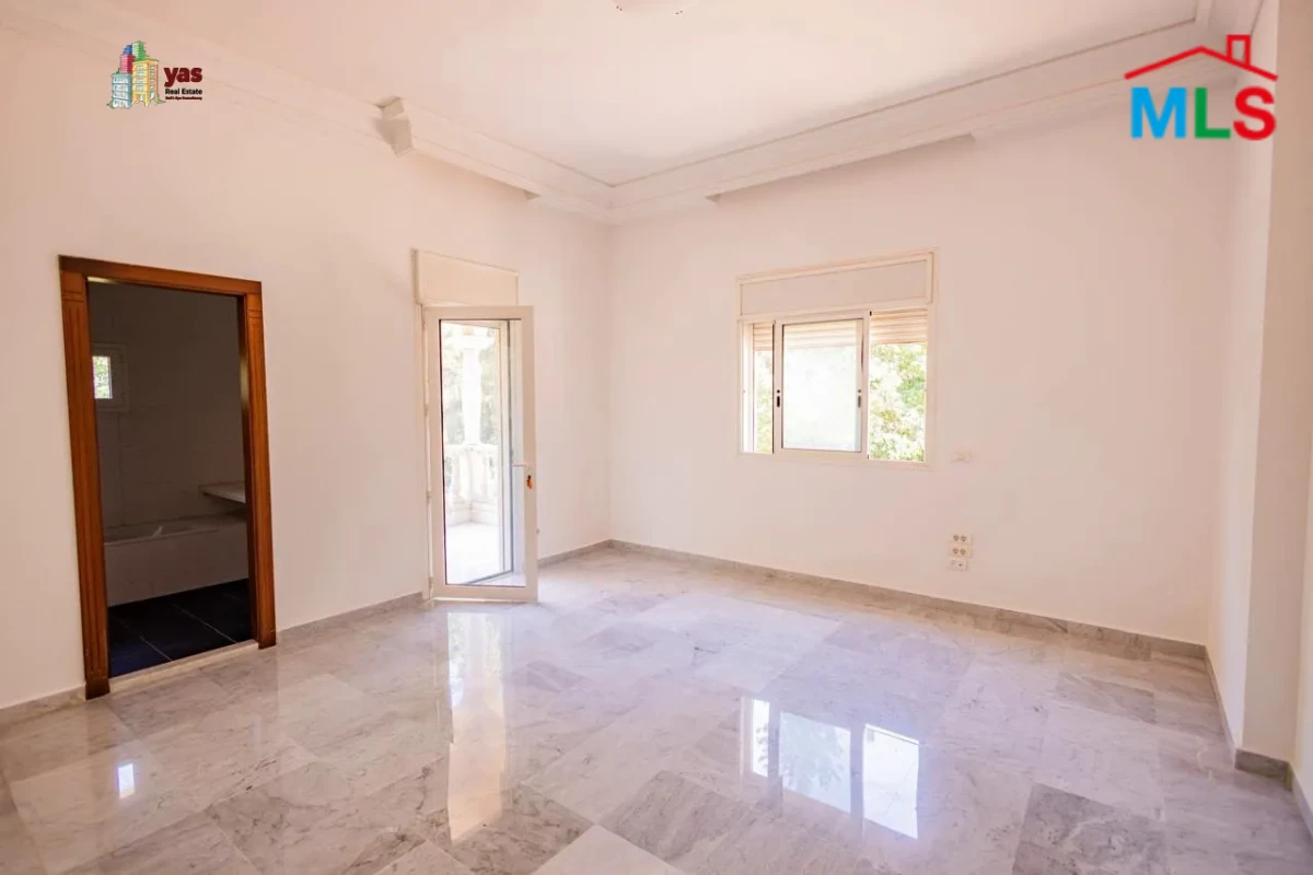 Bhersaf 1600m2 | Villa | 5000m2 Land | New | PRIVATE STREET | GA