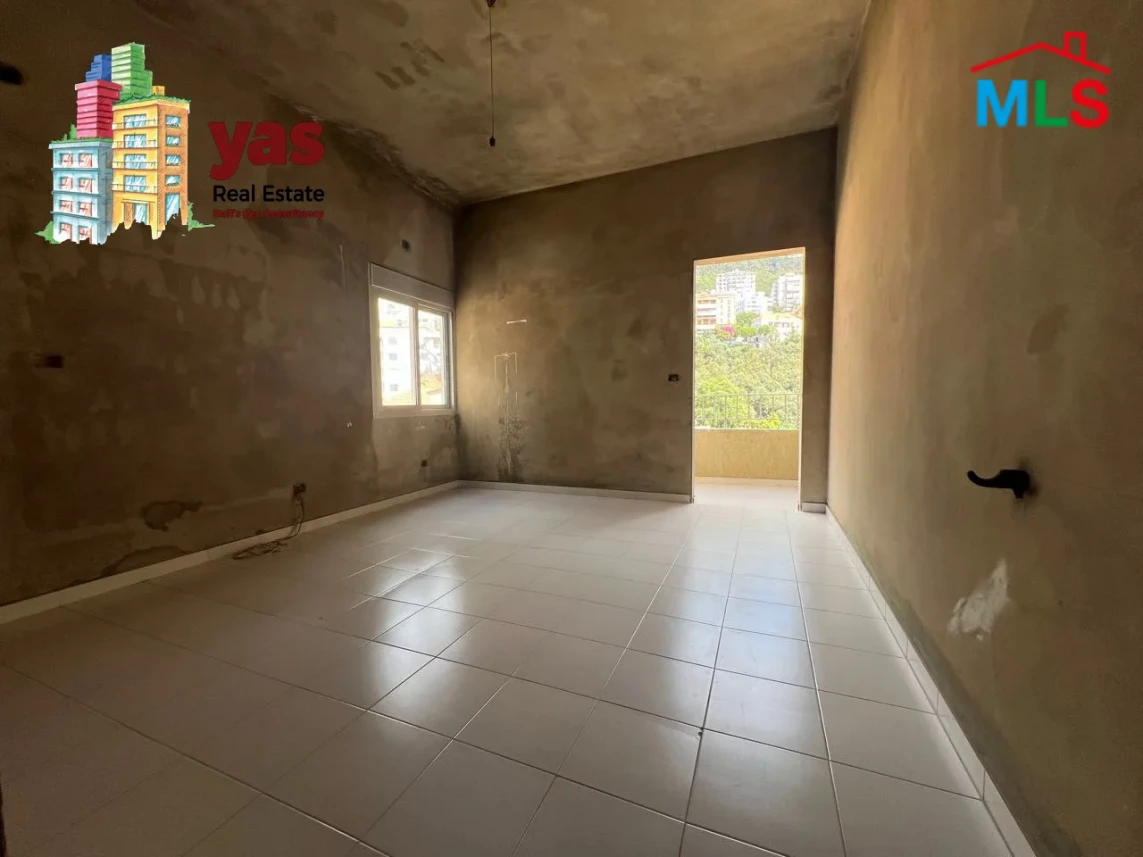 Haret Sakher 205m2 | Brand New | Partial View | Quiet Street | EH