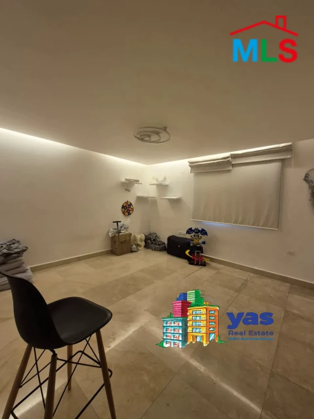 Bir Hasan 220m2 | Luxury Decorated | Super Prime Location | PA